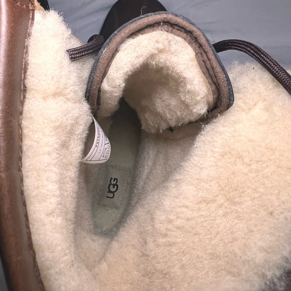 UGG Kids UGG Butte II CWR size 6 in Tan colour - Picture 7 of 16